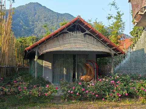 Property building, Natural landscape, Garden view, Mountain view