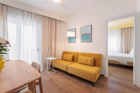 Bed, Living room, Photo of the whole room