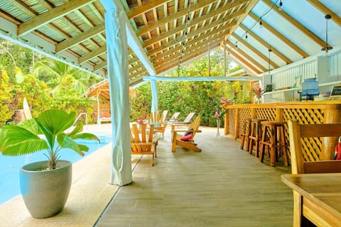 Day, Lounge or bar, Dining area, Swimming pool, sunbed