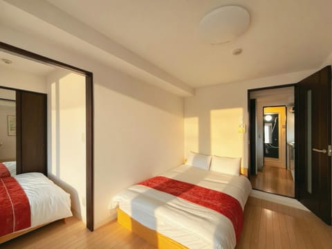 Bed, Photo of the whole room, Bedroom, wardrobe