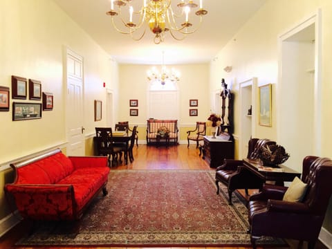 Photo of the whole room, Seating area, On site