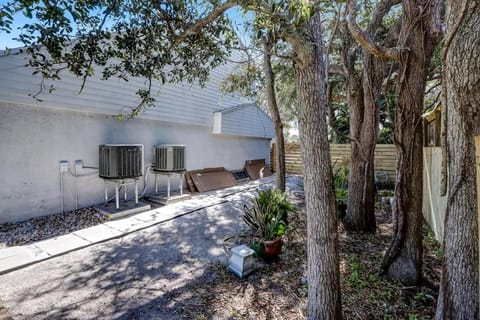 Property building, Garden view