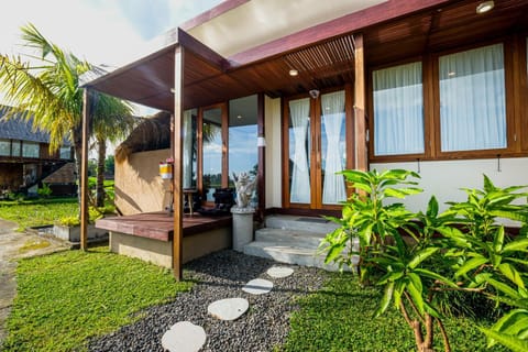 Property building, Spring, Day, Garden, Garden view