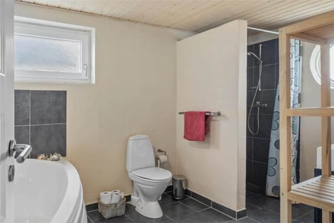 70029-Ulfborg-Vesterhavsgade-6 House in Thorsminde