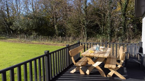 Willow lodge Chalet in Wales