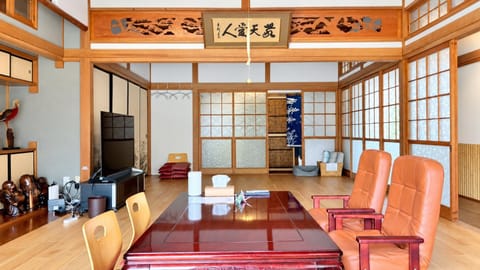 TV and multimedia, Living room