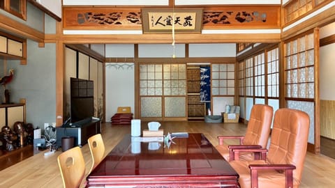 TV and multimedia, Living room