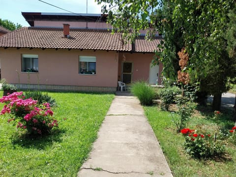 Dve Breze Apartment in Vojvodina