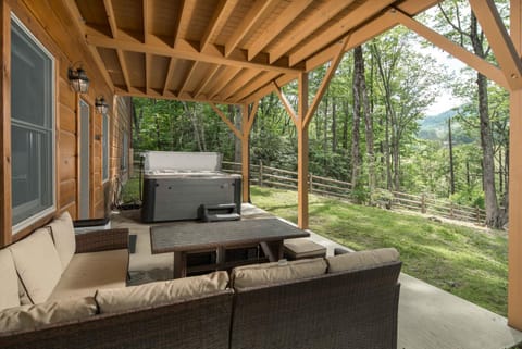 Cabin at Cool Springs Cabin in Watauga