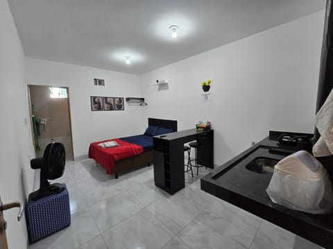 Bed, TV and multimedia, Living room, Photo of the whole room, Seating area, Bedroom