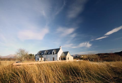 Property building, Spring