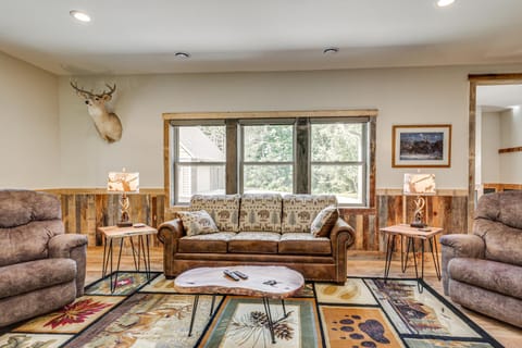 Pet Friendly Wabeno Cabin Near Hiking and Trails! Cabin in Wisconsin