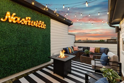 Patio, Balcony/Terrace, Seating area