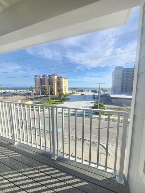 View (from property/room), Balcony/Terrace, Sea view