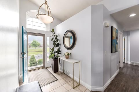 Farmington Gem, fenced yard, sleeps 6 House in Farmington