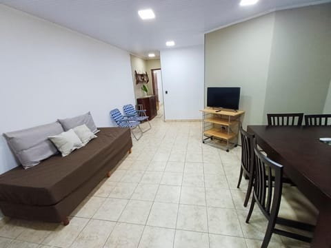 Communal lounge/ TV room, TV and multimedia, Living room