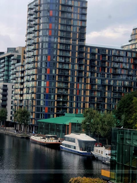 Property building, Day, City view, Lake view, River view