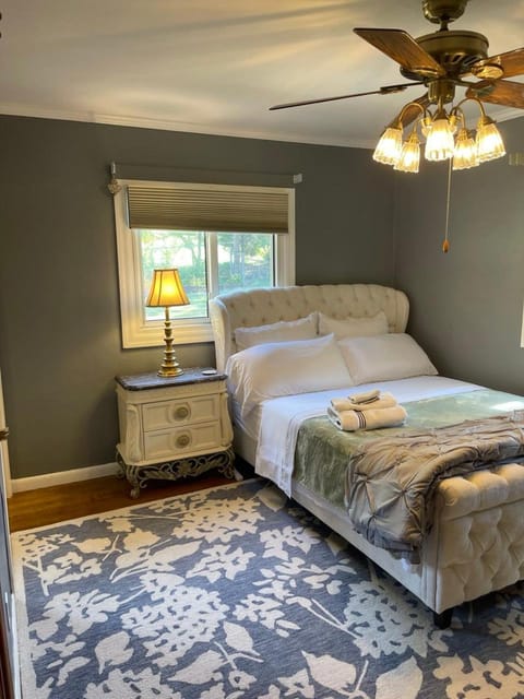 Bed, Bedroom