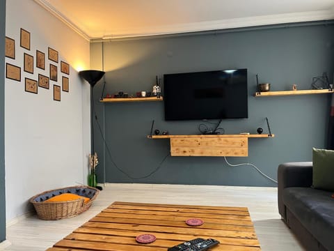 Huzurlu, Modern ve Şık Apartment in Izmir