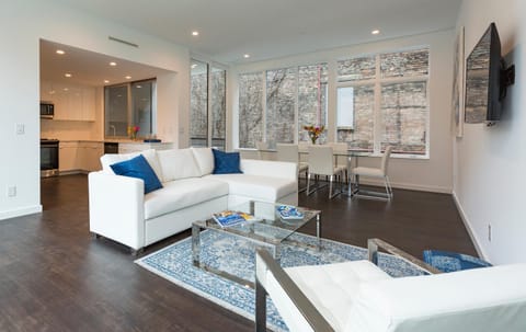 Living room, Dining area, kitchen