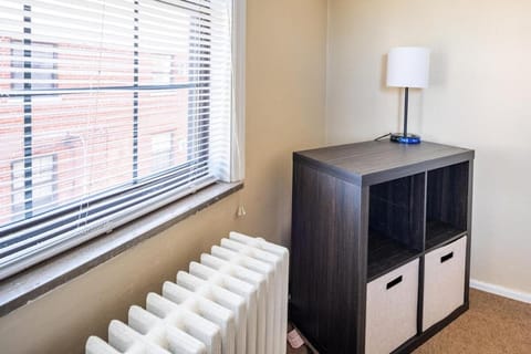 Pet-Friendly Serenity Spot on Dorthy Lane Apartment in Kettering