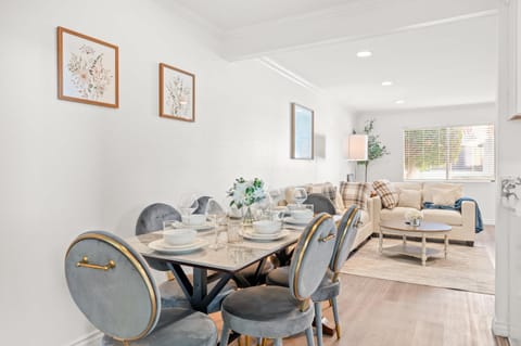 734 Glendora House in Glendora