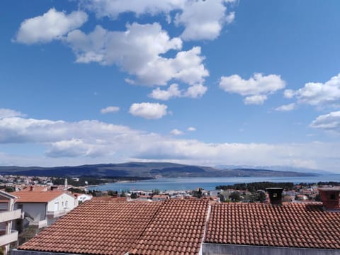 City view, Sea view
