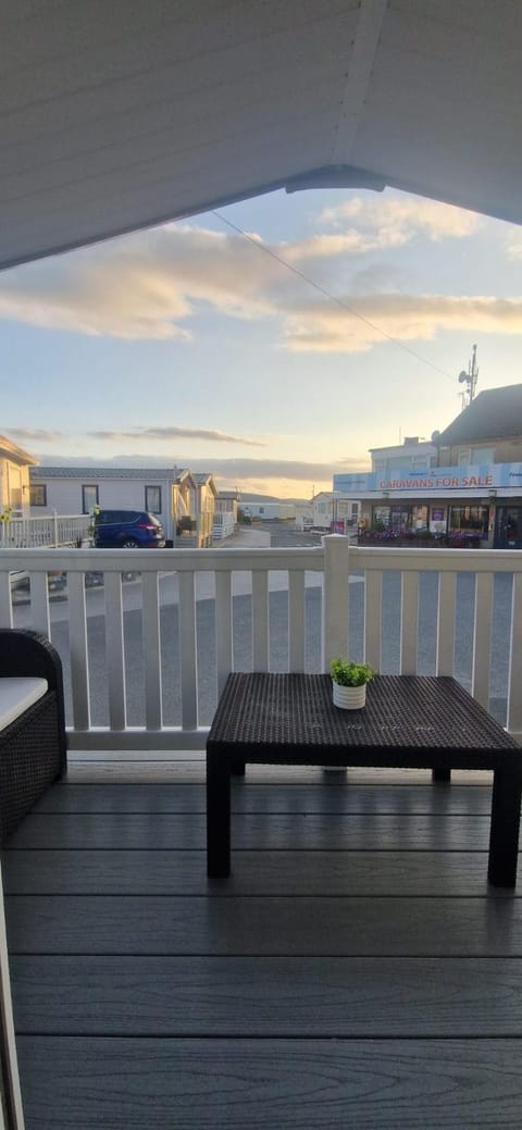 Natural landscape, View (from property/room), Balcony/Terrace