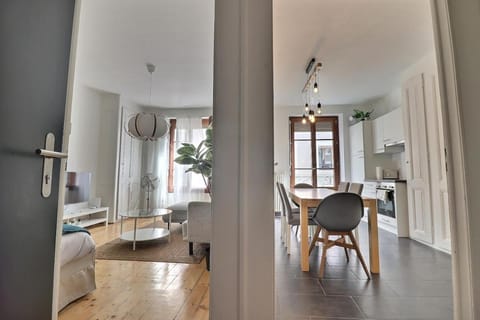 P&R, 2 room, cosy, heart of Eaux-Vives Apartment in Geneva