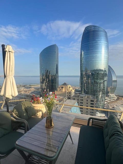 Property building, Patio, Day, Natural landscape, View (from property/room), Balcony/Terrace, Living room, Seating area, Evening entertainment, City view, Sea view