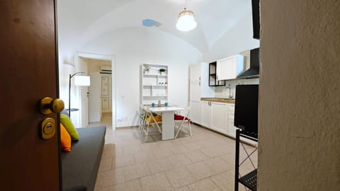 Hostdomus - Oscar's House Apartment in Albenga