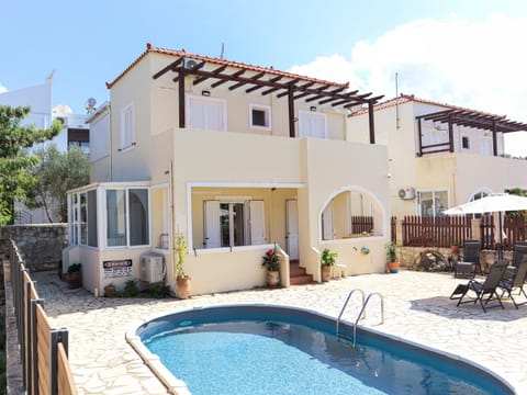 Property building, Pool view, sunbed
