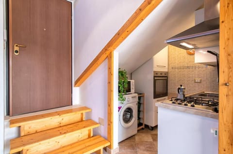 Spacious two-room apartment with private courtyard Apartment in Alghero