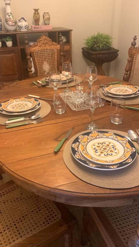 Apartamento no Centro Histórico Próximo as Igrejas e UFSJ Com Garagem Apartment in State of Rio de Janeiro