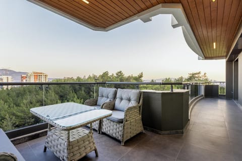 View (from property/room), Balcony/Terrace