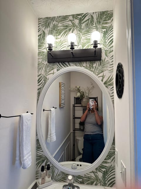 Cozy Getaway Homes House in La Vergne