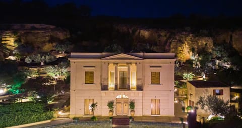 Property building, Natural landscape
