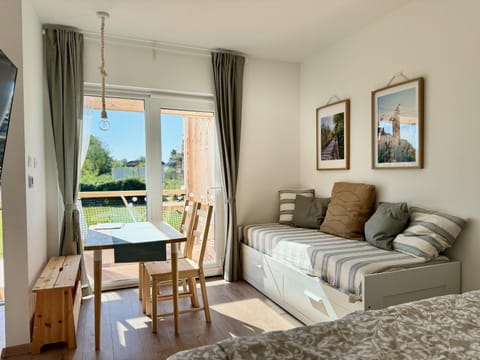 Living room, Photo of the whole room, Seating area, Dining area