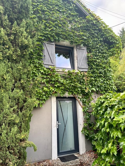 Property building, Facade/entrance, Spring, Garden, View (from property/room), Other, Garden view, Mountain view, Mountain view