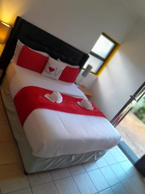 Neo & Ruks excellent Rooms Bed and Breakfast in Cape Town