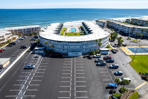 Surfside 112 - Ground-Level with Ocean View Patio, Steps to Pool & Beach Apartment in Edgewater