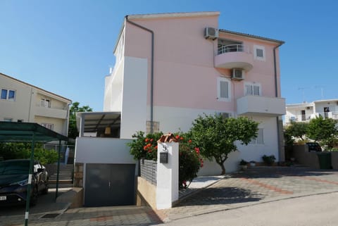 House Jurić Apartment in Šibenik-Knin County, Croatia