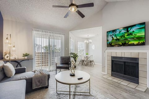 Chic 2B - 2BA Getaway - Cedar Park - North Austin Apartment in Jollyville