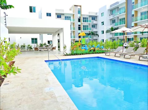 Property building, Pool view, Swimming pool, Swimming pool