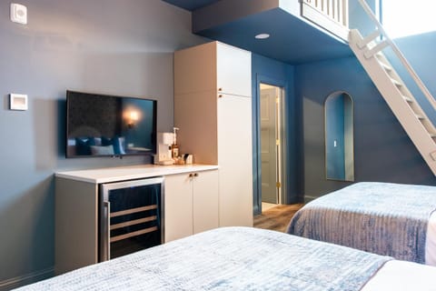 Hollyhock Suite 506 Apartment in Louisville