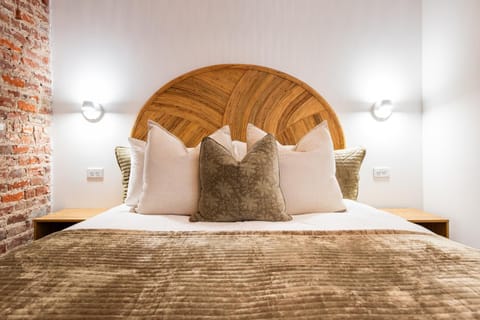 Hollyhock Suite 507 Apartment in Louisville