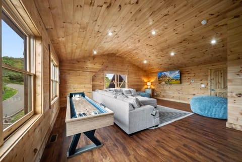 Oz Lodge House in Beech Mountain