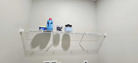 A Stylish Newly Modern Duplex Near Downtown Pensacola Apartment in Pensacola