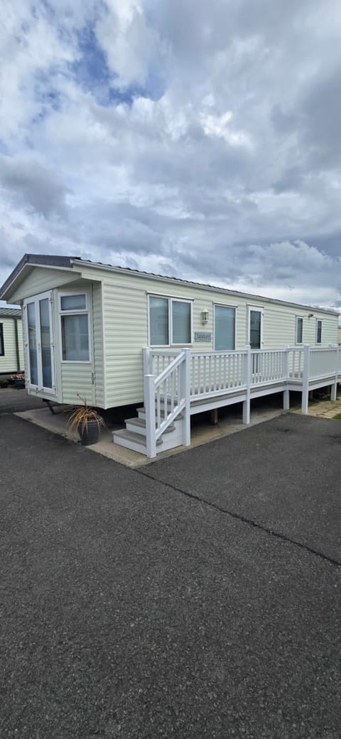 Pcj caravan hire Campground/ 
RV Resort in Towyn