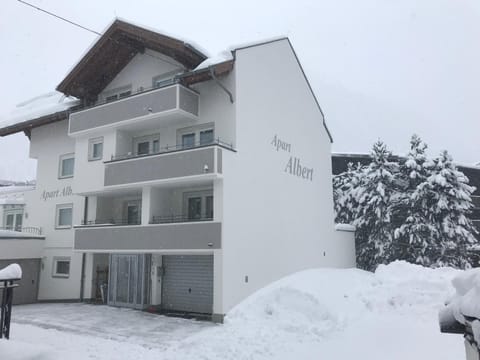 Property building, Winter